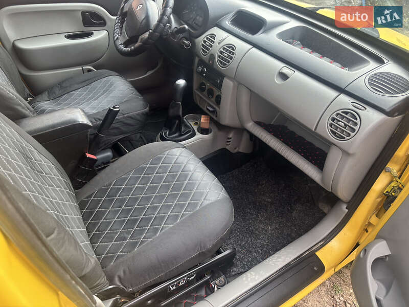 Грузовой фургон Renault Kangoo 2007 в Виннице