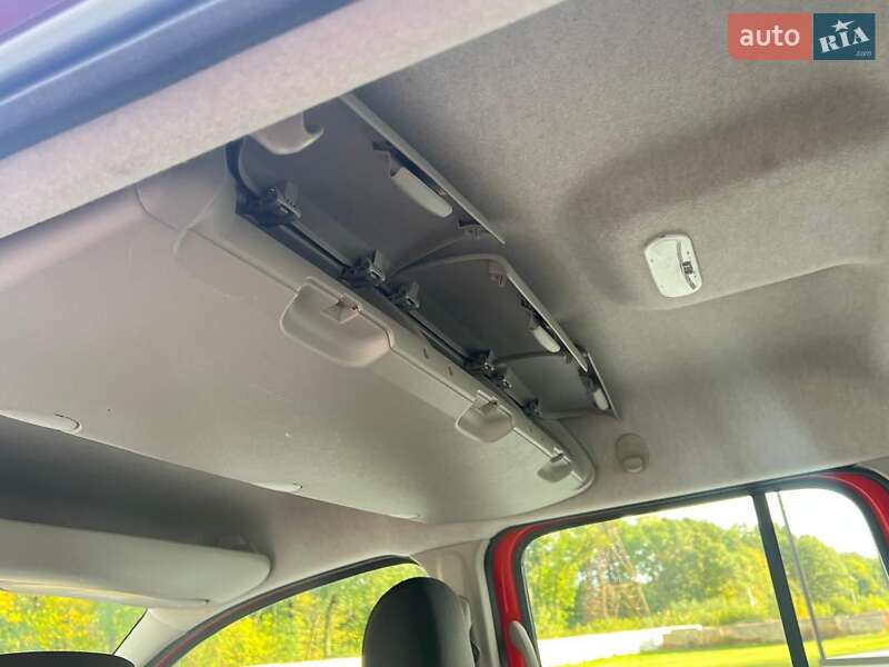 Минивэн Renault Kangoo 2015 в Киеве