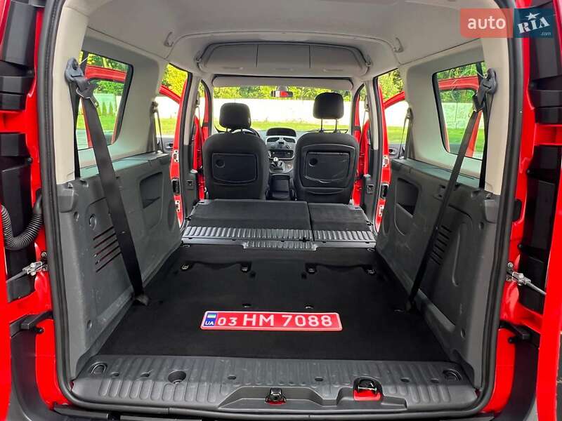 Минивэн Renault Kangoo 2015 в Киеве