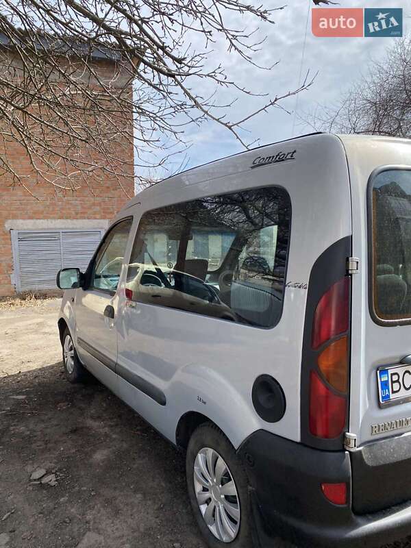 Минивэн Renault Kangoo 2000 в Лубнах