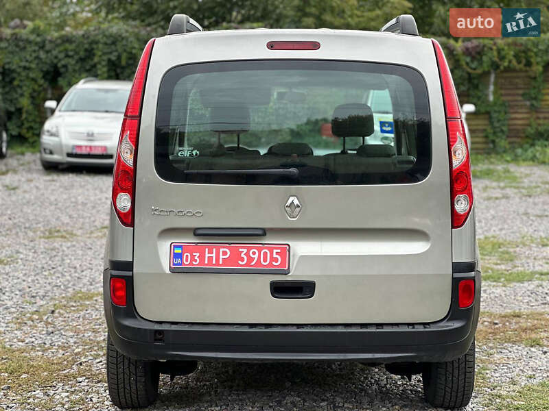 Минивэн Renault Kangoo 2010 в Виннице