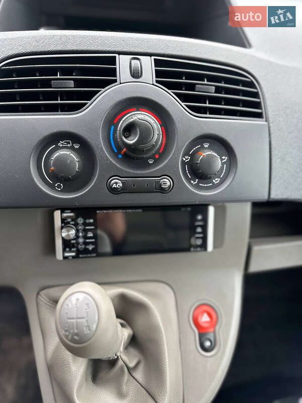 Минивэн Renault Kangoo 2010 в Виннице