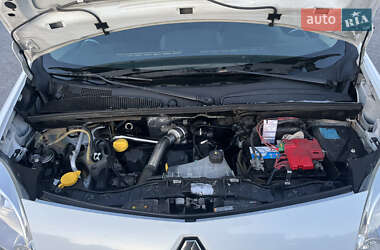 Минивэн Renault Kangoo 2011 в 