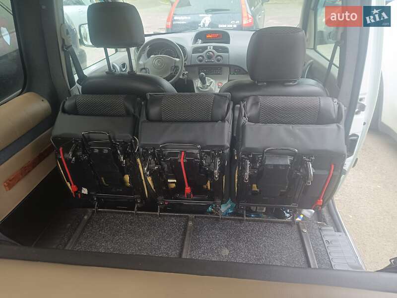 Минивэн Renault Kangoo 2010 в Киеве
