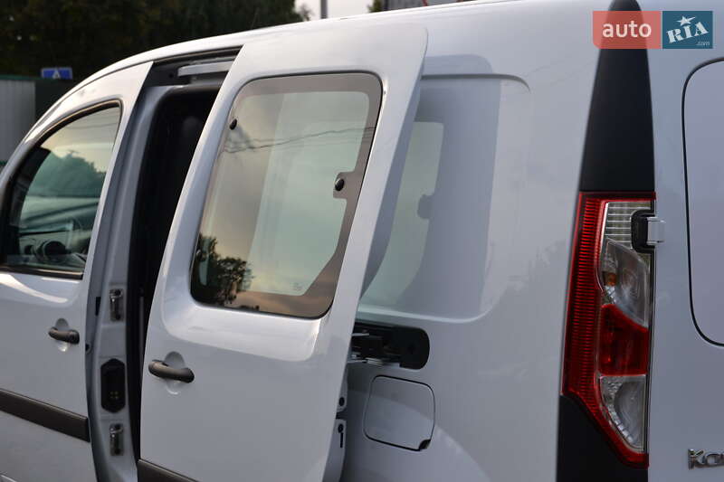 Грузовой фургон Renault Kangoo 2018 в Луцке