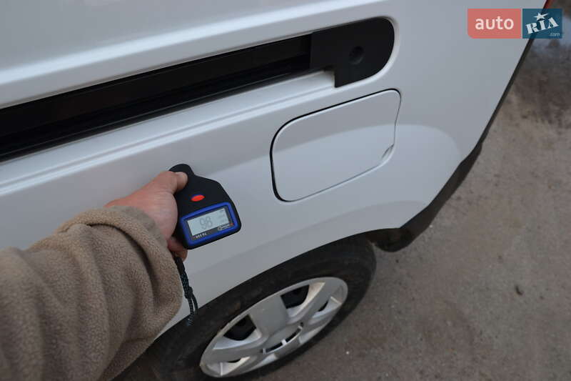 Грузовой фургон Renault Kangoo 2018 в Луцке