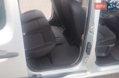 Минивэн Renault Kangoo 2011 в 