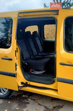 Минивэн Renault Kangoo 2013 в 