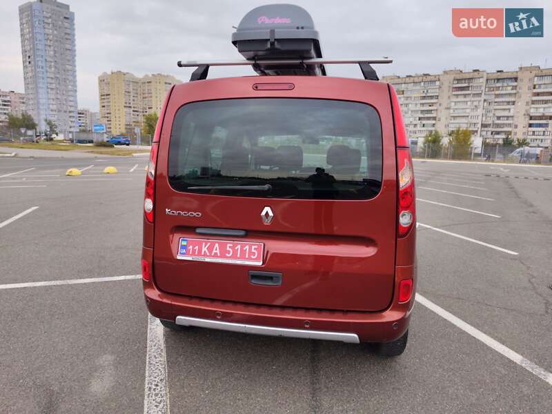 Минивэн Renault Kangoo 2010 в Киеве