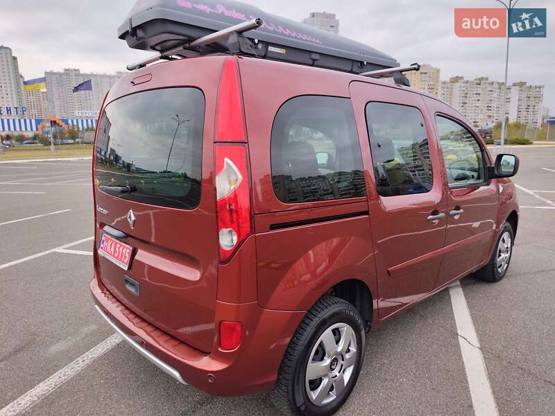 Минивэн Renault Kangoo 2010 в Киеве