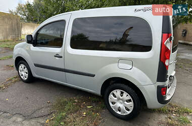 Минивэн Renault Kangoo 2010 в 