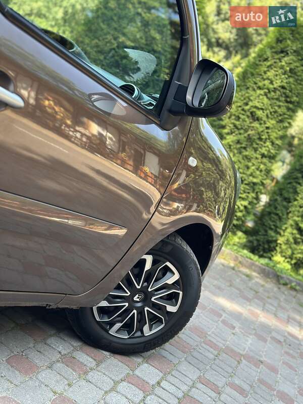 Минивэн Renault Kangoo 2015 в Дрогобыче