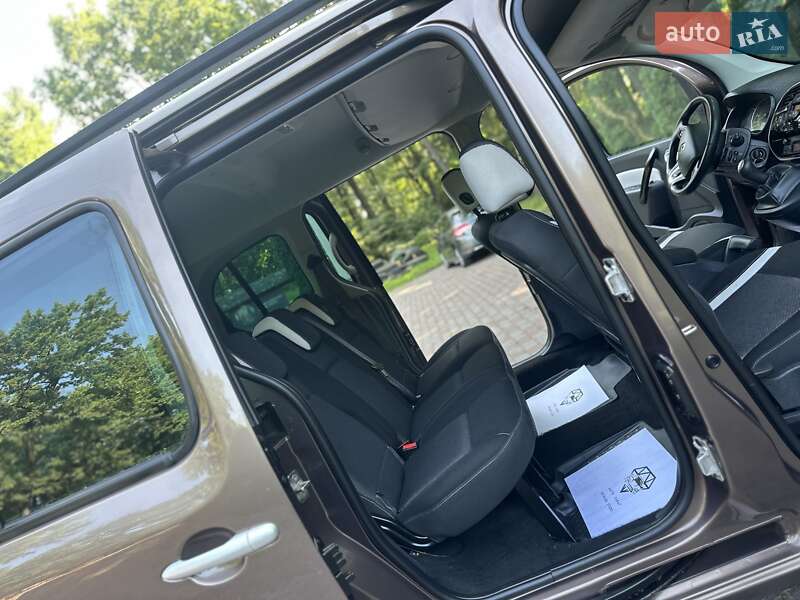 Минивэн Renault Kangoo 2015 в Дрогобыче