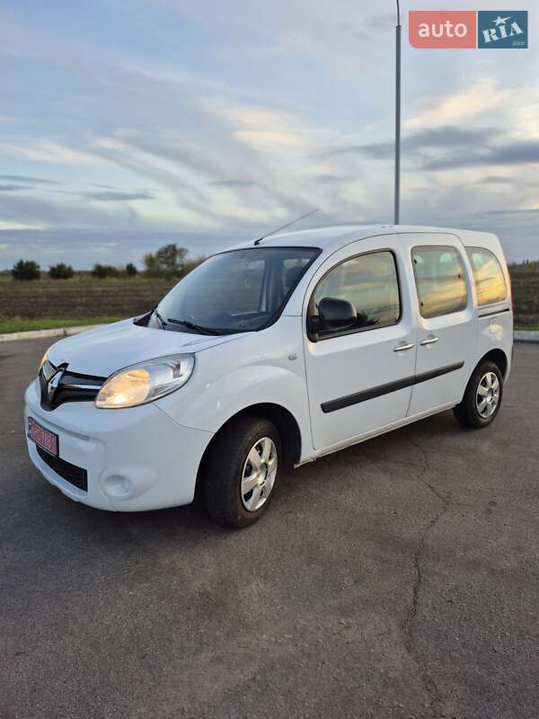 Минивэн Renault Kangoo 2016 в 