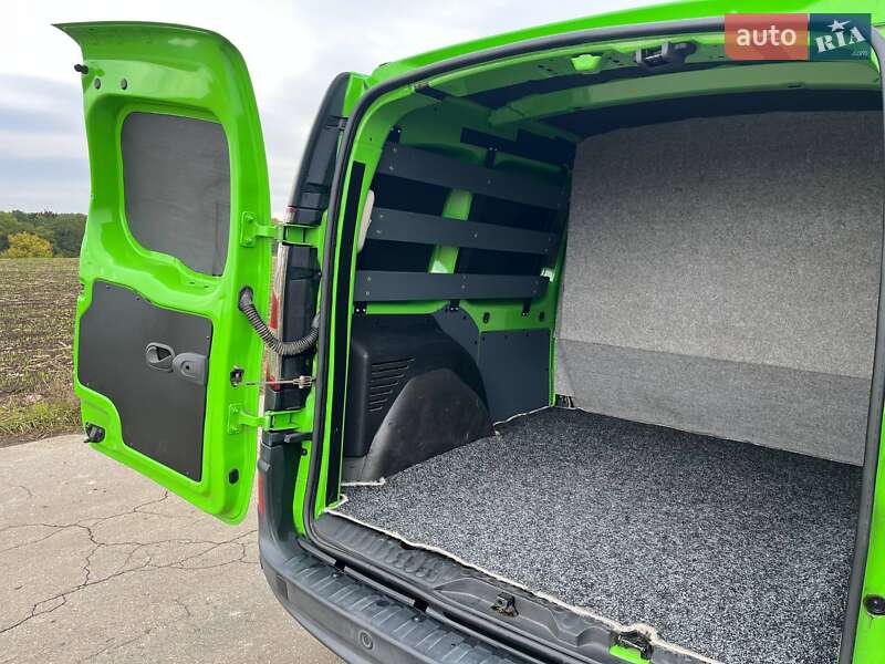 Грузовой фургон Renault Kangoo 2017 в Умани