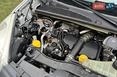 Грузовой фургон Renault Kangoo 2013 в 