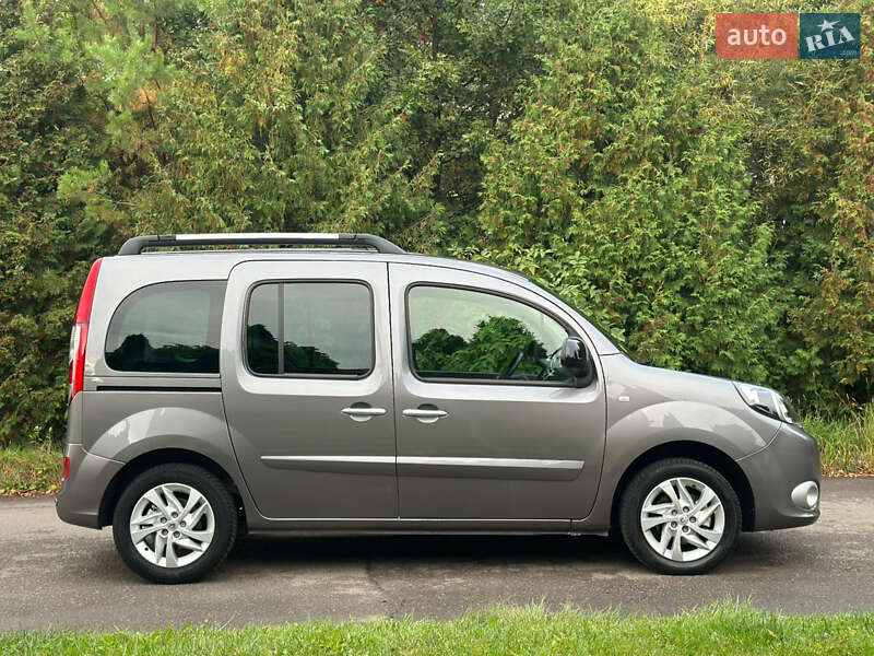 Минивэн Renault Kangoo 2015 в Ровно