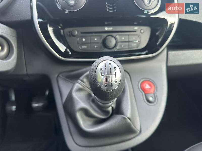 Минивэн Renault Kangoo 2015 в Ровно