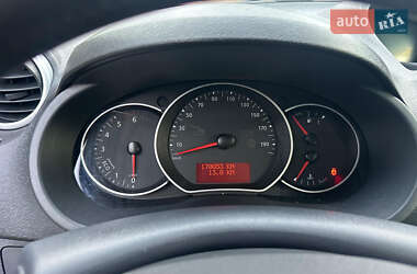 Минивэн Renault Kangoo 2015 в 