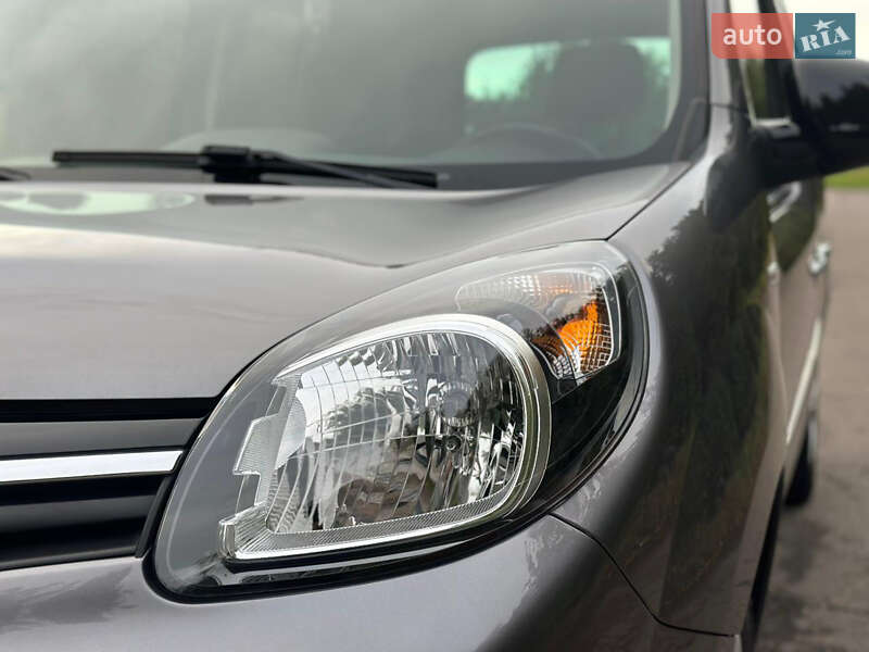 Минивэн Renault Kangoo 2015 в Ровно