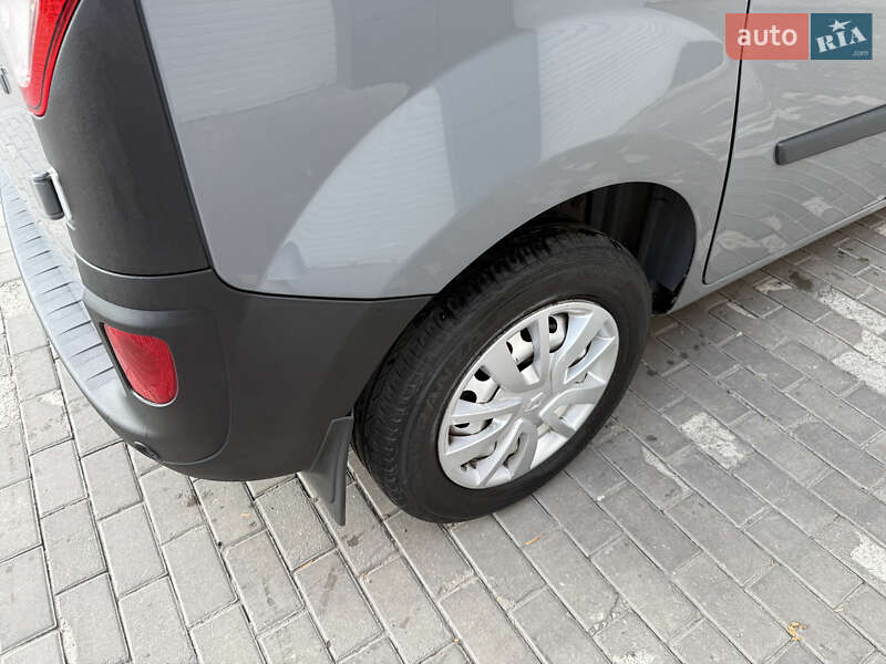 Грузовой фургон Renault Kangoo 2013 в Днепре фото 3 Грузовой фургон Renault Kangoo 2013 в Днепре