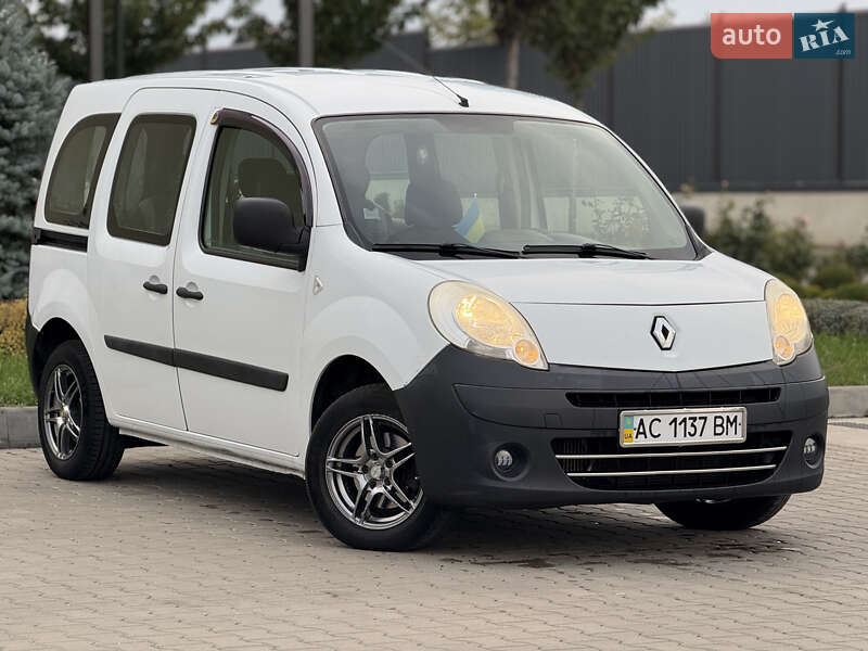 Минивэн Renault Kangoo 2010 в 