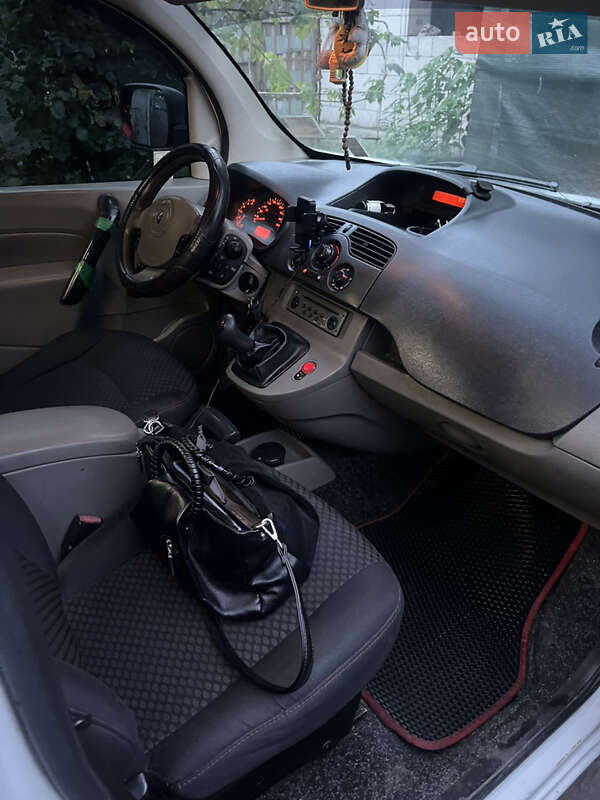 Вантажний фургон Renault Kangoo 2009 в Дніпрі фото 8 Вантажний фургон Renault Kangoo 2009 в Дніпрі