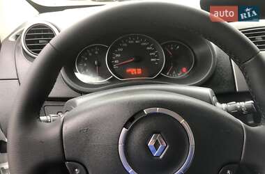Минивэн Renault Kangoo 2011 в 