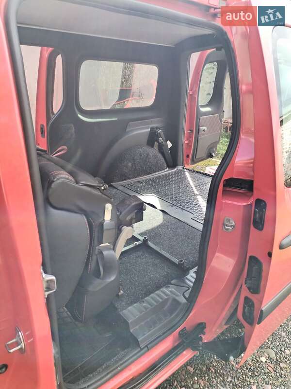 Минивэн Renault Kangoo 2016 в Дрогобыче фото 8 Минивэн Renault Kangoo 2016 в Дрогобыче