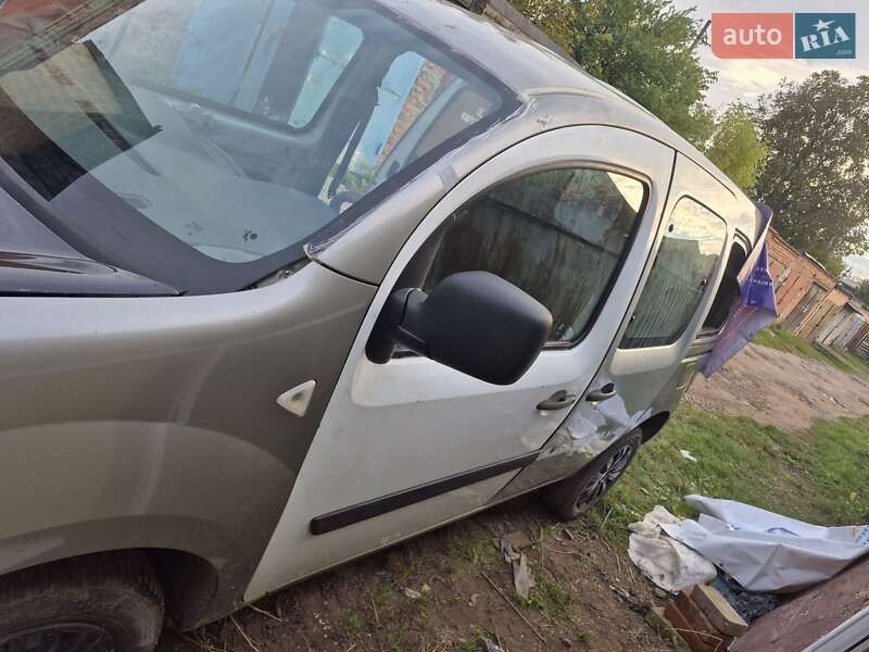 Минивэн Renault Kangoo 2008 в Луцке