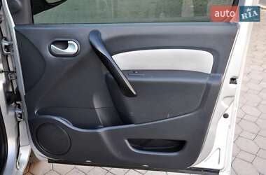 Минивэн Renault Kangoo 2014 в 