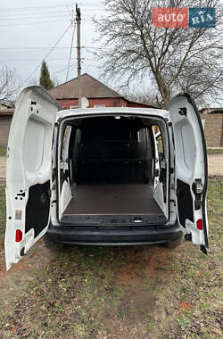Грузовой фургон Renault Kangoo 2017 в  фото 10 Грузовой фургон Renault Kangoo 2017 в