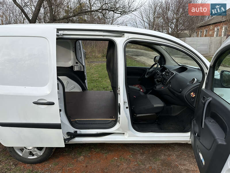 Вантажний фургон Renault Kangoo 2017 в Харкові фото 13 Вантажний фургон Renault Kangoo 2017 в Харкові
