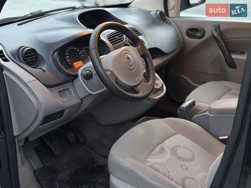 Минивэн Renault Kangoo 2010 в Вознесенске фото 11 Минивэн Renault Kangoo 2010 в Вознесенске