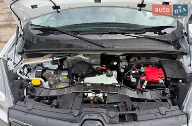 Грузовой фургон Renault Kangoo 2020 в 