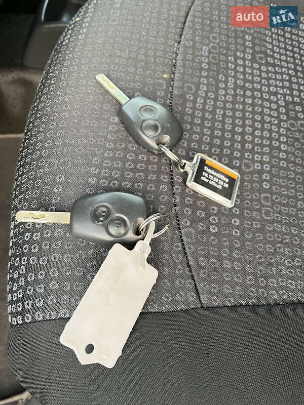 Вантажний фургон Renault Kangoo 2013 в Радивиліві фото 11 Вантажний фургон Renault Kangoo 2013 в Радивиліві