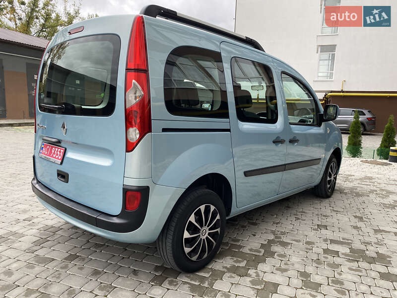 Минивэн Renault Kangoo 2010 в Ивано-Франковске