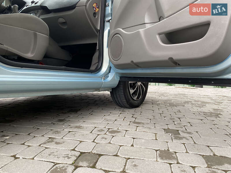 Минивэн Renault Kangoo 2010 в Ивано-Франковске