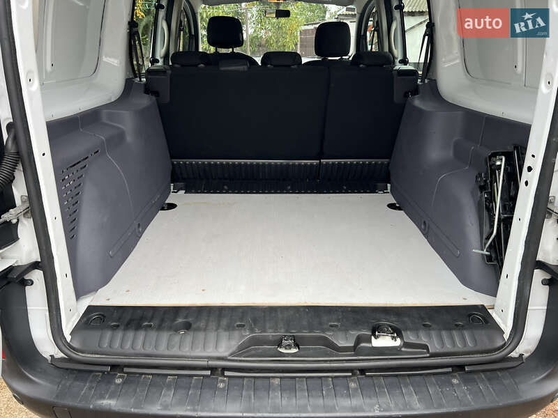 Мінівен Renault Kangoo 2017 в Дніпрі