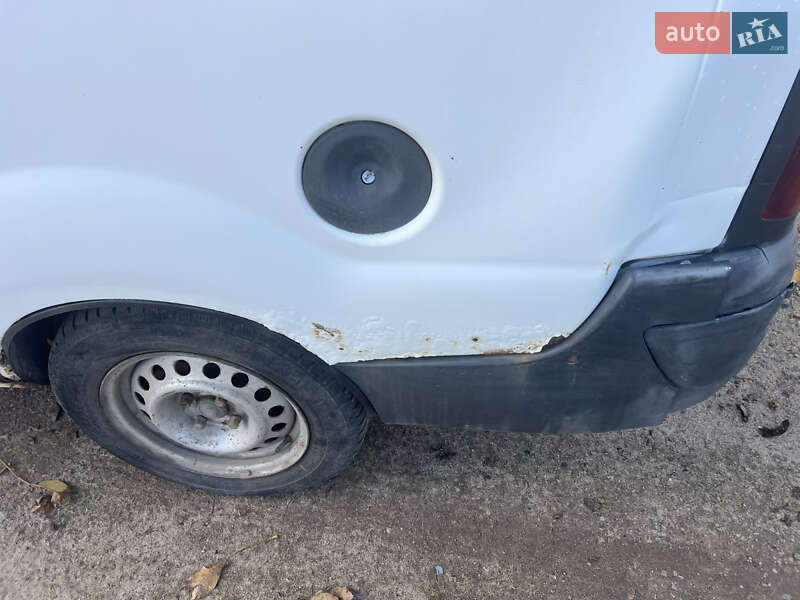 Вантажний фургон Renault Kangoo 2004 в Миколаєві