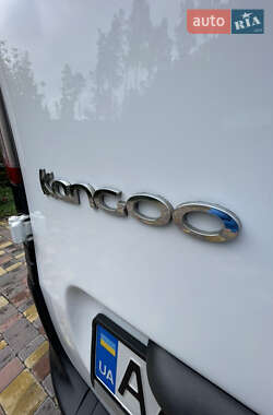Грузовой фургон Renault Kangoo 2013 в 