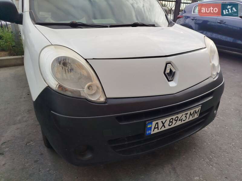 Грузовой фургон Renault Kangoo 2013 в 