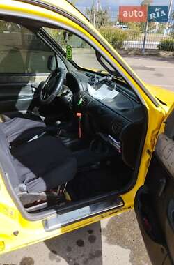 Минивэн Renault Kangoo 2000 в 