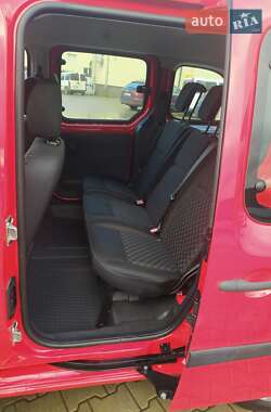 Минивэн Renault Kangoo 2012 в 