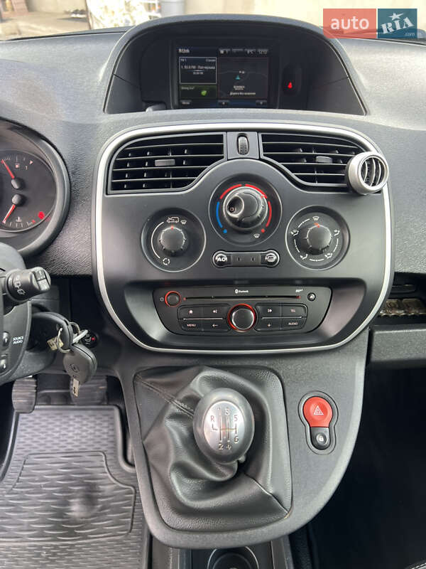 Минивэн Renault Kangoo 2015 в Дубно