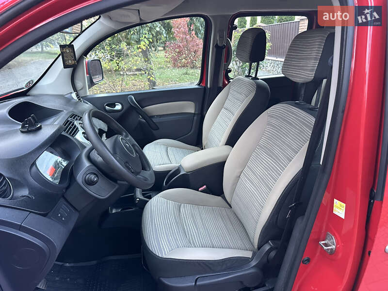 Минивэн Renault Kangoo 2012 в Лубнах