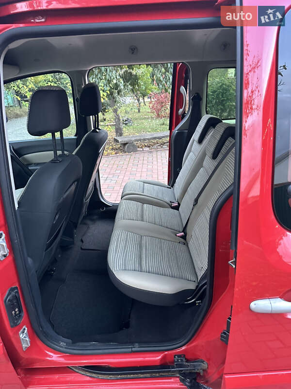 Минивэн Renault Kangoo 2012 в Лубнах