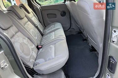 Минивэн Renault Kangoo 2009 в 