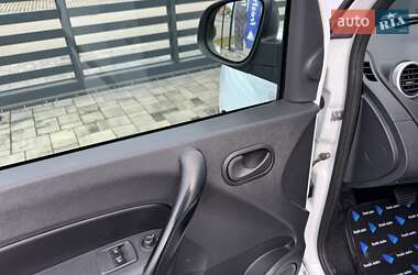 Грузовой фургон Renault Kangoo 2019 в 