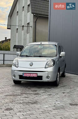 Минивэн Renault Kangoo 2010 в 